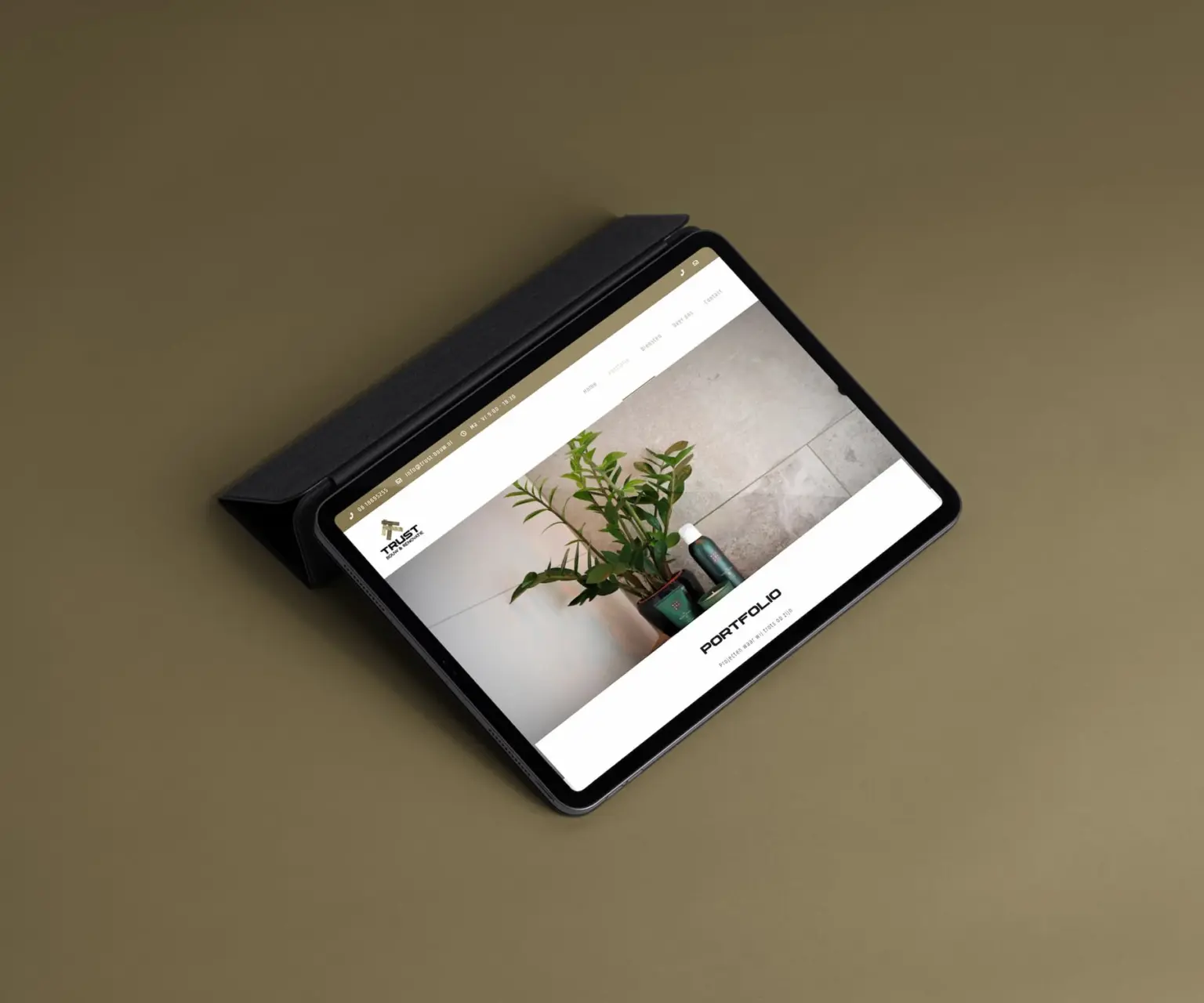 Trust-Bouw-westland-website-mockup-tablet-1